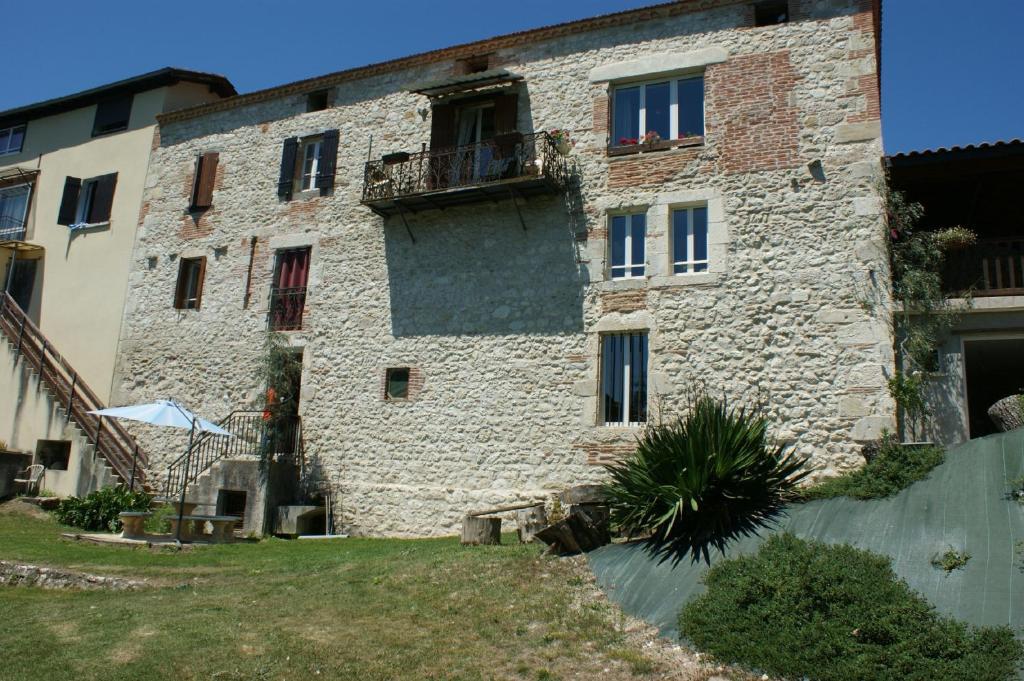 Chambres D'Hotes Moulin De Rigoulieres Saint-Sylvestre-sur-Lot Экстерьер фото